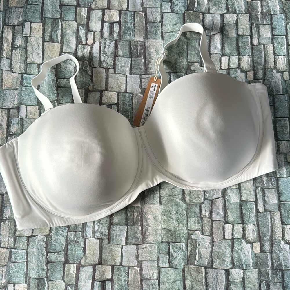SKIMS Fits Everybody Strapless Bra Sz 46D